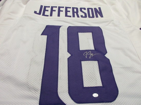 Justin Jefferson of the Minnesota Vikings signed autographed football jersey PAAS COA 473
