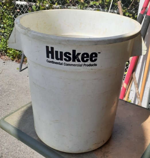 Huskie Garbage Cans