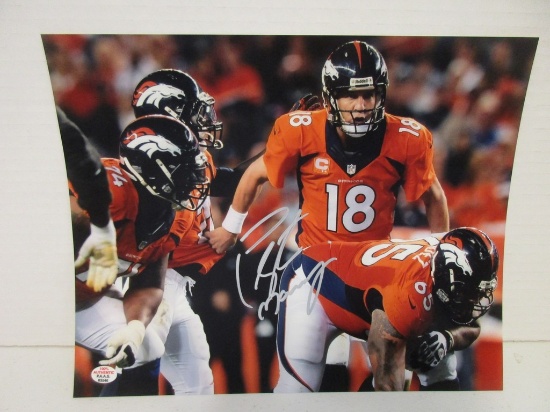 Peyton Manning of the Denver Broncos signed autographed 8x10 photo PAAS COA 546