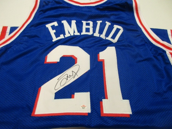 Joel Embiid of the Philadelphia 76ers signed autographed basketball jersey PAAS COA 577