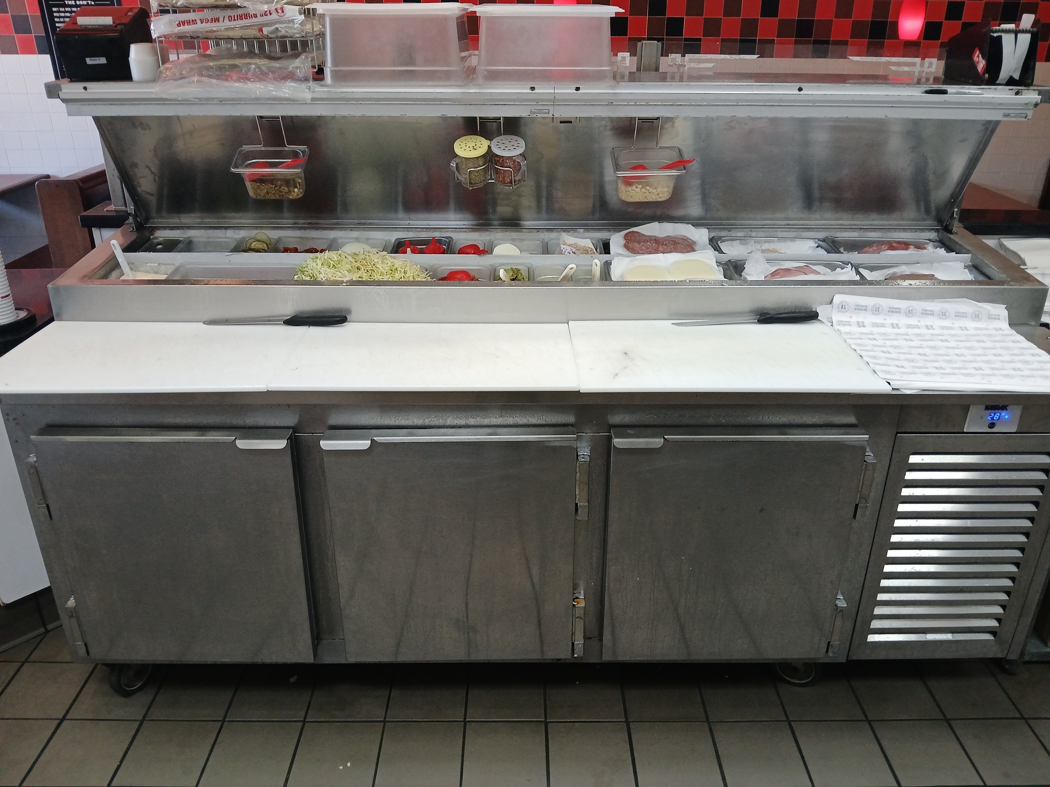 KAIRAK Model #KBP-91S Refrigerated Sandwich Prep | Proxibid