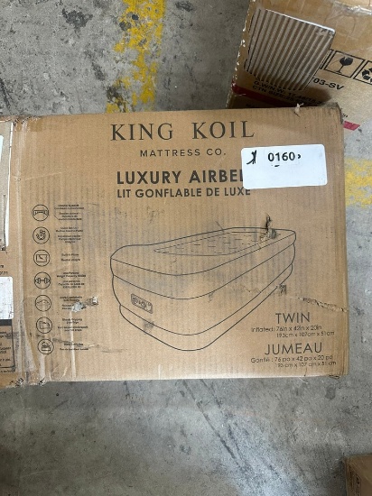 King Koil Mattress Luxury Airbed (like new)