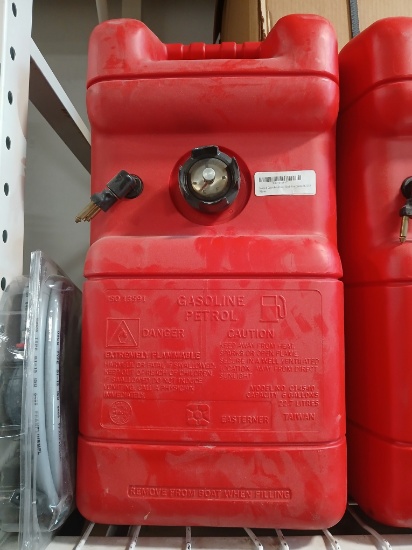 MARINE 6 Gallon Reinforced Gas Can / Gas tank W/ Pump - Commercial Marine Gas tank - 6 Gallon