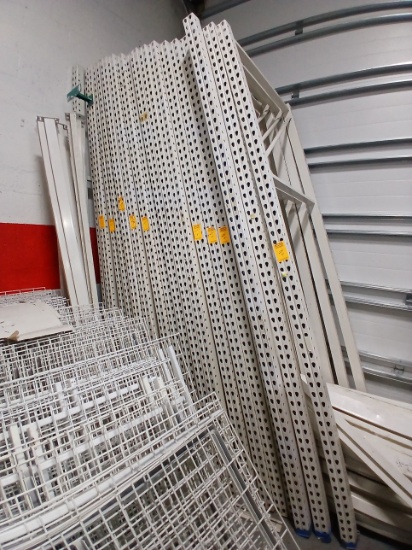White Industrial Pallet Racking - Un Assembled This Lot includes 7 Sections Including / 8 (10' Uprig