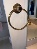 Guest Bathroom Accessories
