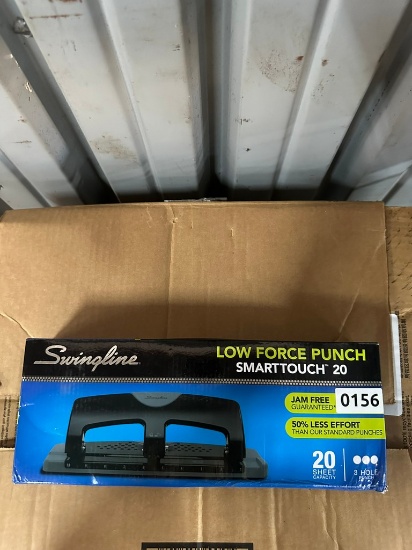 Swingline Low Force Punch Smart Touch