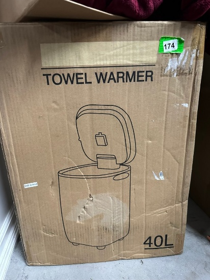 40 Towel Warmer