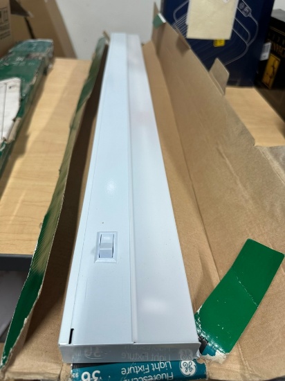Lot Of 3 Ge Fluorescent Lights