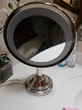 Lighted Magnified Makeup Mirror