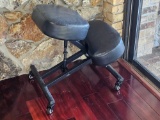 Ergonomic Kneeling Chair