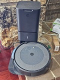 iRobot Roomba Vacuum Cleaner with Many Accessories