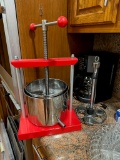 Kitchen Accessories Lot