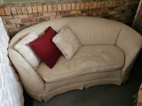6' Loveseat with Cushions