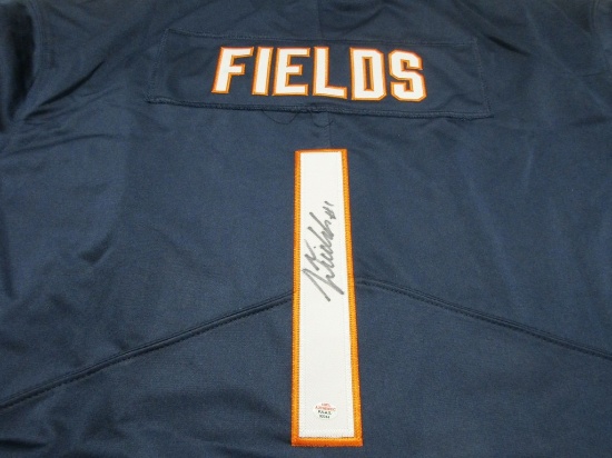 Justin Fields of the Chicago Bears signed autographed football jersey PAAS COA 314