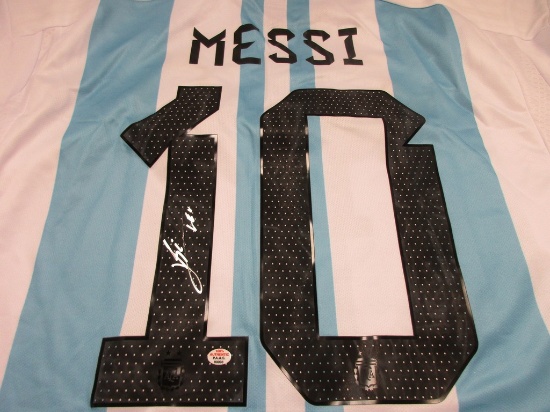 Leo Messi of Argentina signed autographed soccer jersey PAAS COA 098