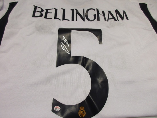 Jude Bellingham of the Real Madrid signed autographed soccer jersey PAAS COA 423