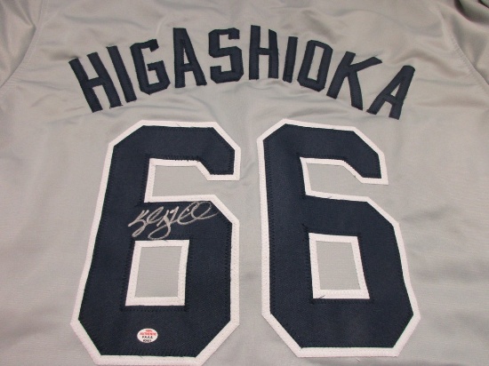 Kyle Higashioka of the New York Yankees signed autographed baseball jersey PAAS COA 451
