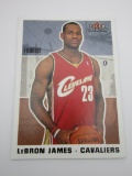 LeBron James Cleveland Cavaliers 2003-04 Fleer Tradition ROOKIE Card #261