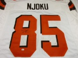 David Njoku of the Cleveland Browns signed autographed football jersey PAAS COA 673
