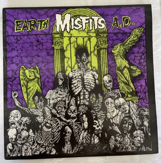 1983  The Misfits -  Earth A.D. / Wolfs Blood