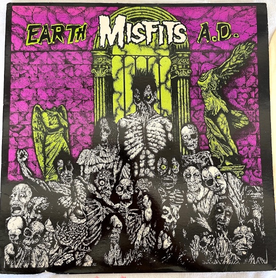 1983 The Misfits -  Earth A.D. / Wolfs Blood