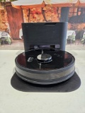 Dustin Self-Emptying Robot Vacuum and Mop