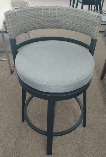 Outdoor Wicker Grey/Black metal Counter stools