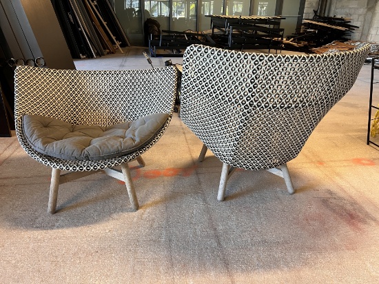 Large Comfort Black and White Chairs with Cushion