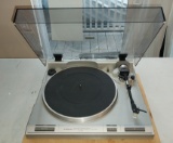Pioneer Quartz- Direct Drive Turntable - PL-640