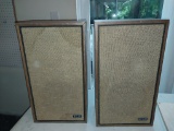 KLH - Model Thirty-Two Speaker- Acqustic Suspension Louderspeaker System