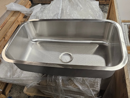 32" x 18" x 12" S/S Undermount Sink