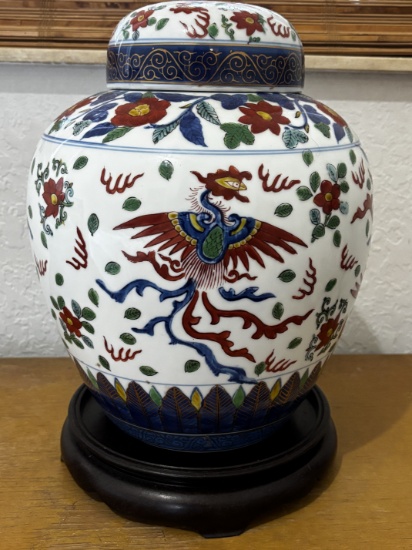 Gold Imari Hand-Painted Porcelain Jar
