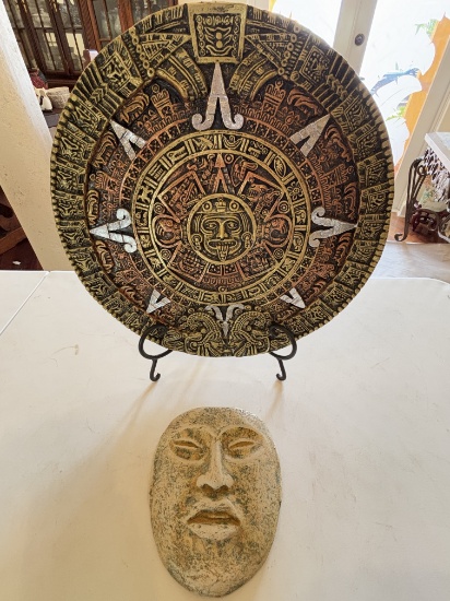 Aztec Calendar Plate and Stone Mask DÃ©cor Set