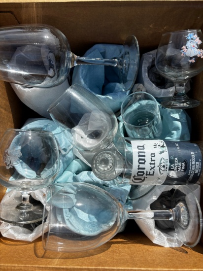 Assorted Glassware Set - Wine & Decorative Glasses