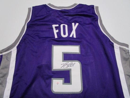 De'Aaron Fox of the Sacramento Kings signed autographed basketball jersey PAAS COA 872