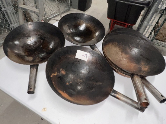 Woks with S/S Handle and Buss Bin