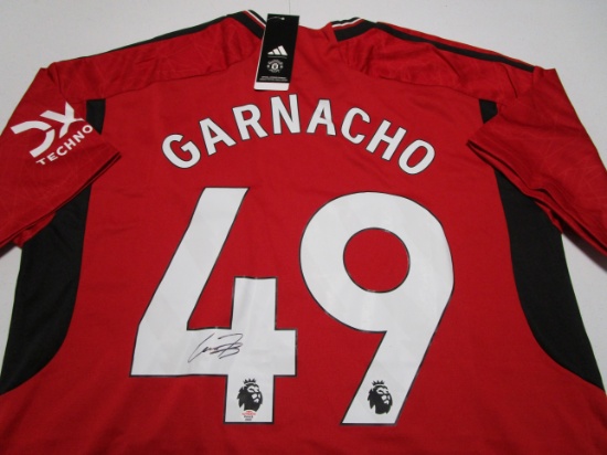 Alejandro Garnacho of Manchester United signed autographed soccer jersey PAAS COA 607