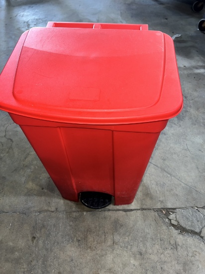 Trash Receptacles with Lids, Red Color