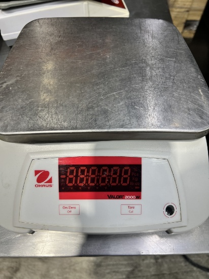 Ohaus Digital Scale, Battery Operated, # Valor 2000 W