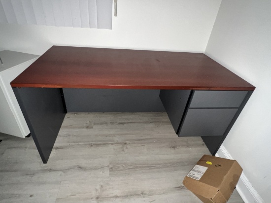 Executive Desk, 60" X 30" with (1) Pedestal
