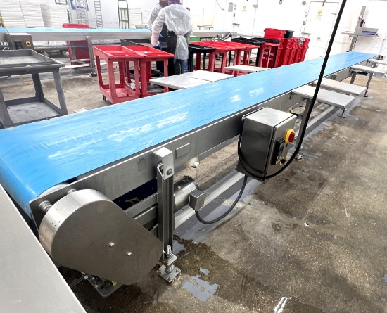 25 ft x 26 in Digitally controlled waterproof multi speed conveyor system with seven packing station