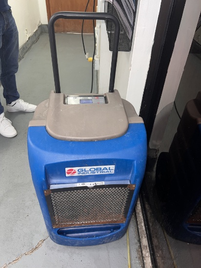 Global Industries Xtract -LGR Dehumidifier