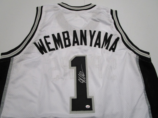 Victor Wembanyama of the San Antonio Spurs signed autographed basketball jersey PAAS COA 212