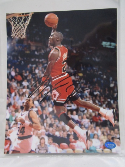 Michael Jordan of the Chicago Bulls signed autographed 8x10 photo TAA COA 895