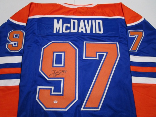 Connor McDavid of the Edmonton Oilers signed autographed hockey jersey PAAS COA 645