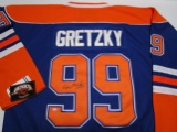 Wayne Gretzky of the Edmonton Oilers signed autographed hockey jersey PAAS Sticker 249