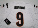 Joe Burrow of the Cincinnati Bengals signed autographed football jersey PAAS COA 199