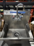 Wall Mounted Hand Sink w. Faucet