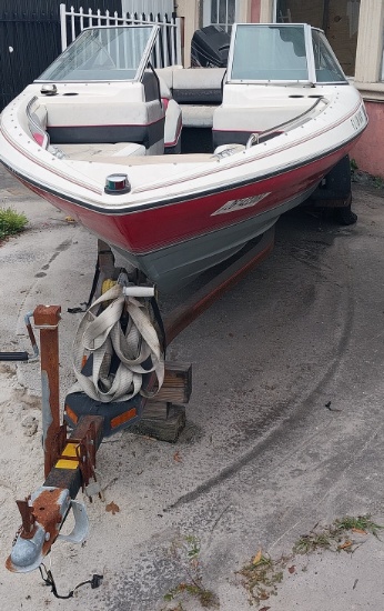 Arriva 18 ft Boat with Force 125 Engine and trailer