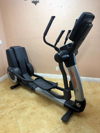 Pre-Owned LIFEFITNESS Life Fitness 95X Inspire Elliptical Cross-Trainer